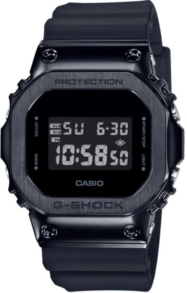CASIO G-SHOCK GM-5600B-1DR KOL SAATİ