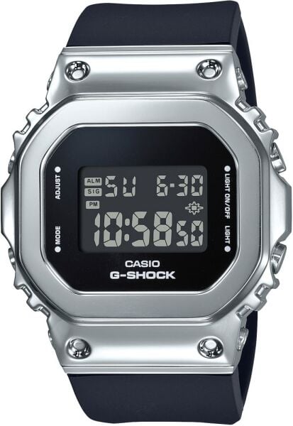 CASIO G-SHOCK GM-S5600-1DR KOL SAATİ
