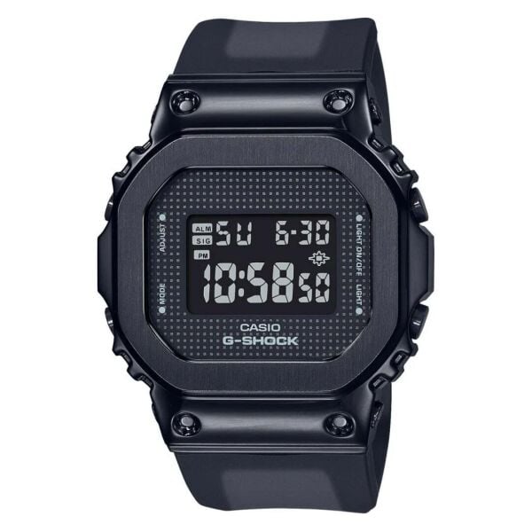 CASIO G-SHOCK GM-S5600SB-1DR KOL SAATİ