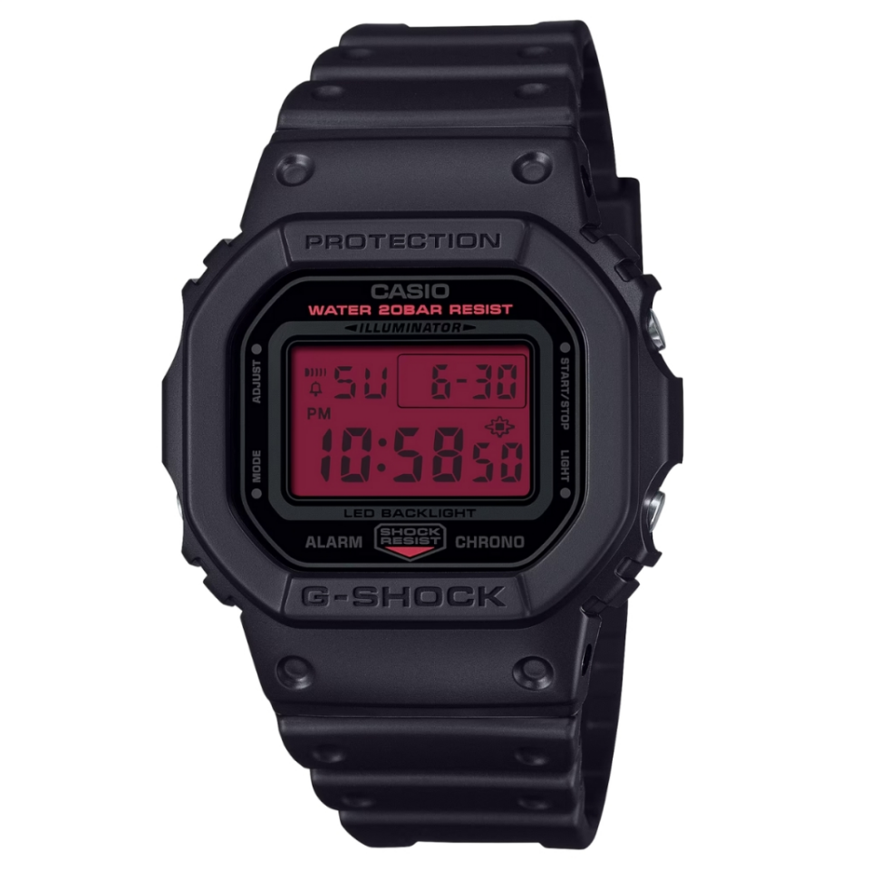 Casio DW-5600BBR-1DR Kol Saati