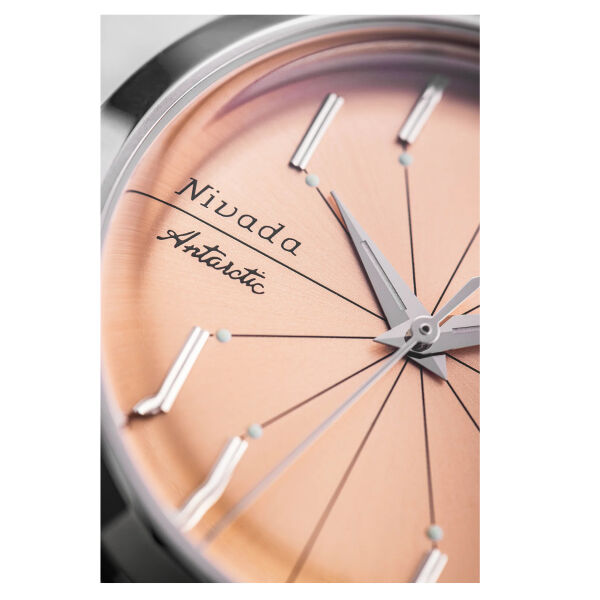 Nivada Grenchen Antarctic Spider Salmon No-Date 32050A04 Kol Saati