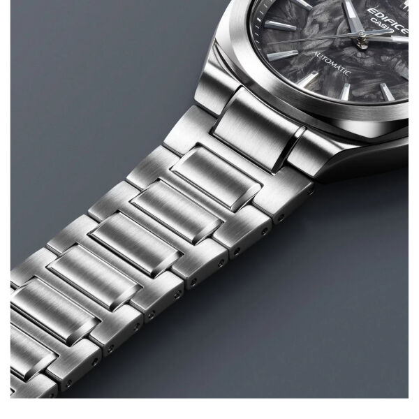 Casio EFK-200D-2ADR Kol Saati