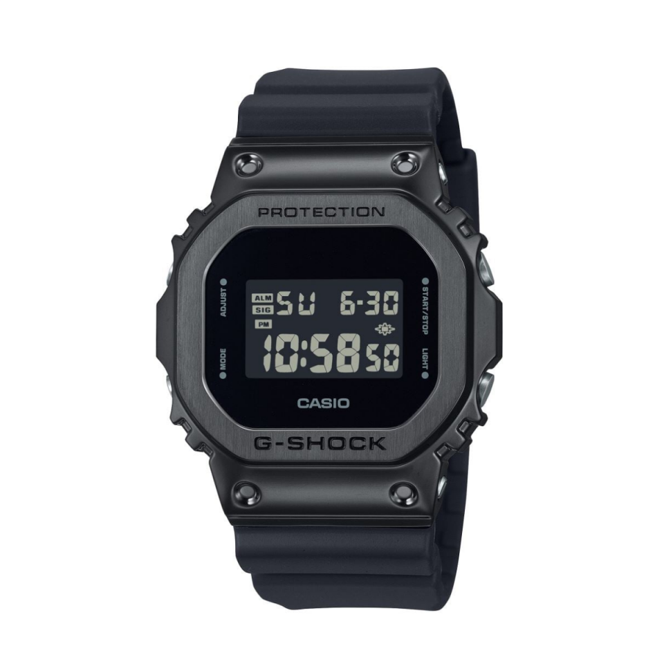 Casıo GM-5600UB-1DR Kol Saati