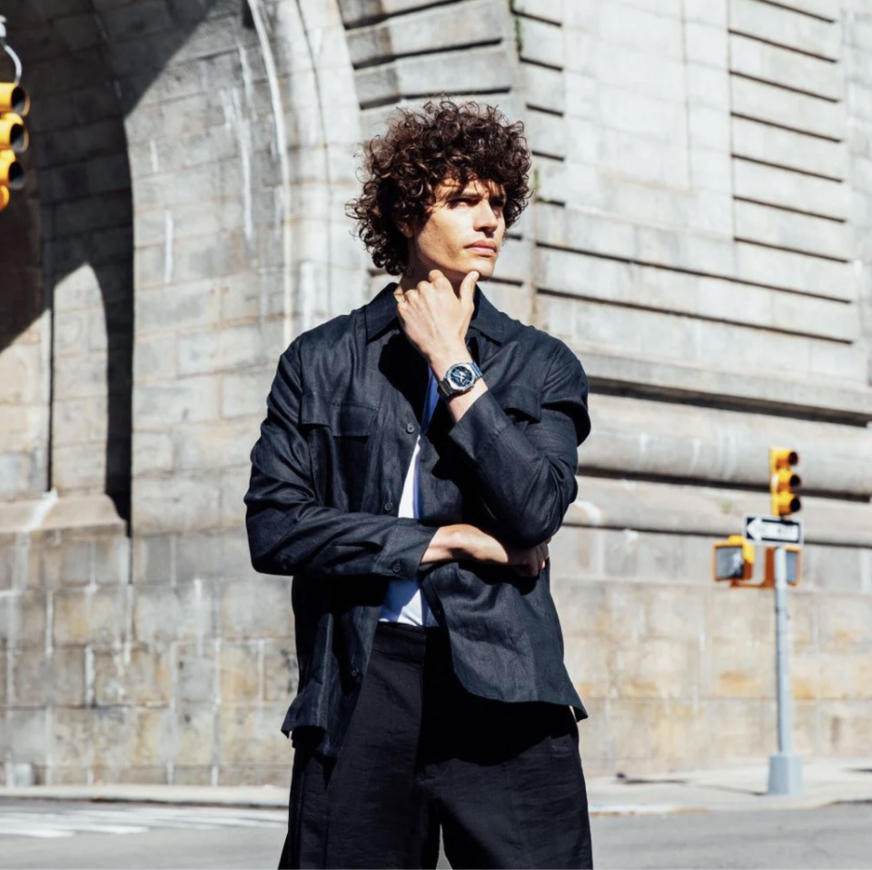 Casıo GM-2110D-2BDR Kol Saati