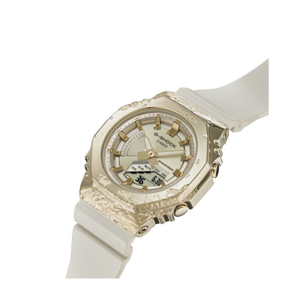 Casio GM-S2140GEM-9ADR-D Kol Saati