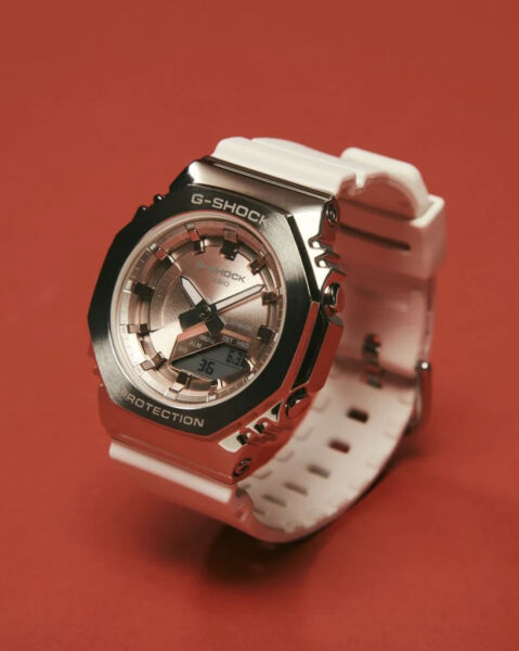 Casio GM-S2100WS-7ADR-D Kol Saati