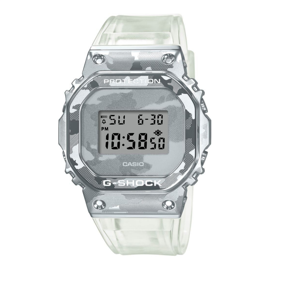 Casio GM-5600SCM-1DR-D Kol Saati
