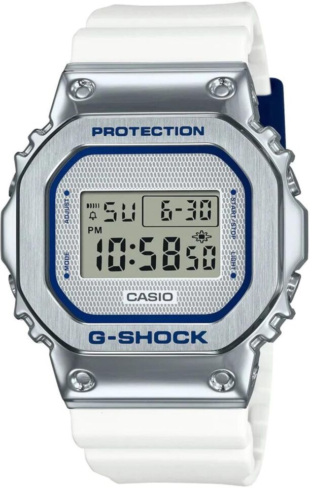 Casio GM-5600LC-7DR-D Kol Saati