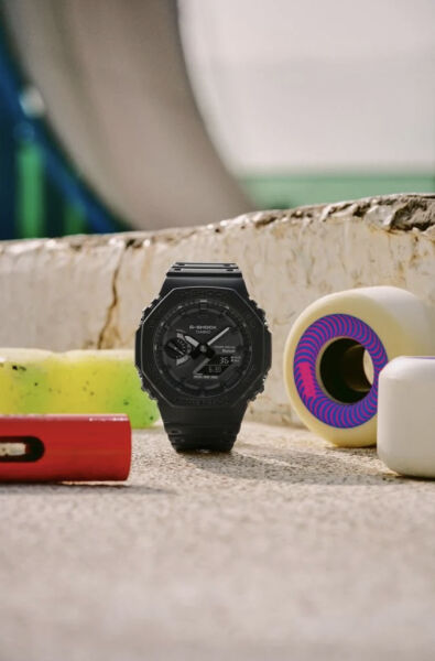 CASIO G-SHOCK GA-B2100-1A1DR KOL SAATİ