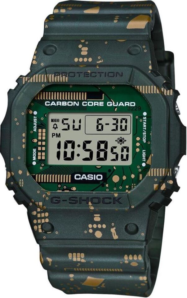 Casio DWE-5600CC-3DR-D Kol Saati