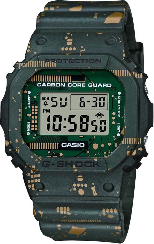 Casio DWE-5600CC-3DR-D Kol Saati