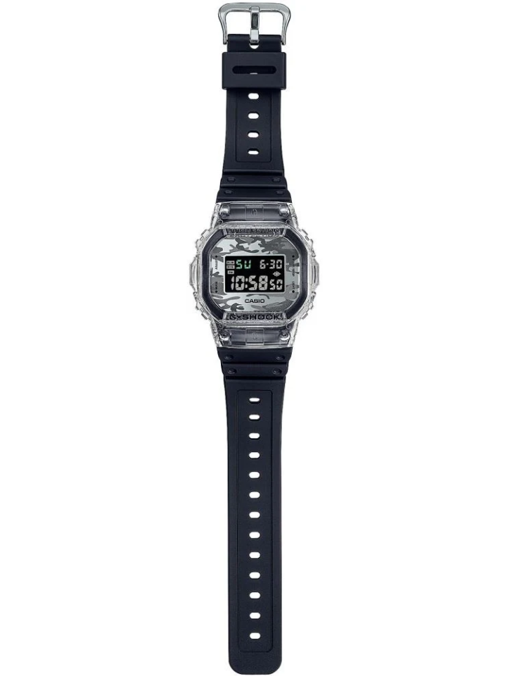 Casio DW-5600SKC-1DR-D Kol Saati